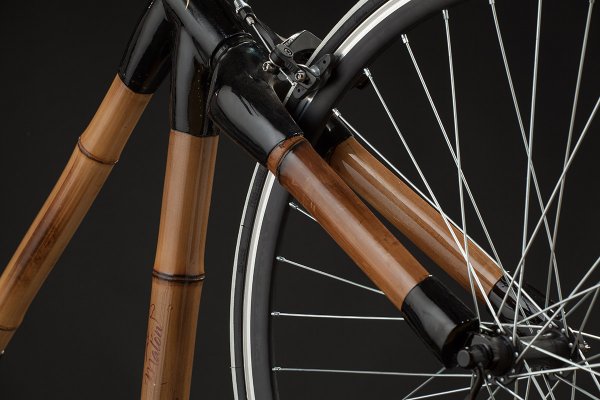 Malón Bikes bicicleta híbrida de bambú